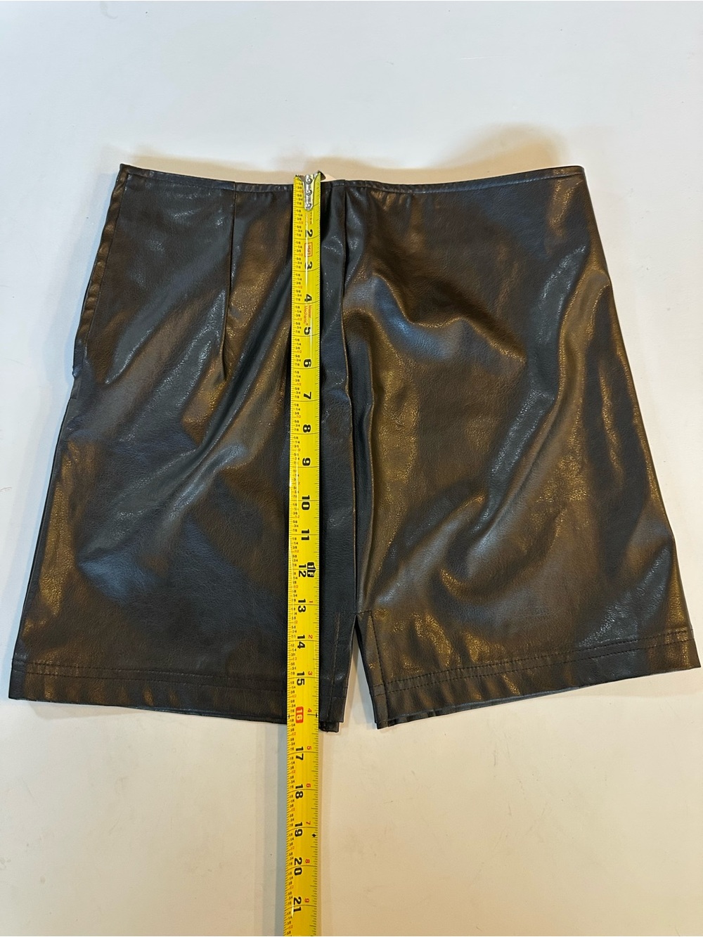 Black Faux Leather Mini Skirt size 7 - Picture 3 of 6